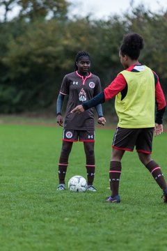 Bild 20 - C-Juniorinnen Halstenbek-Rellingen - St.Pauli : Ergebnis: 0:5